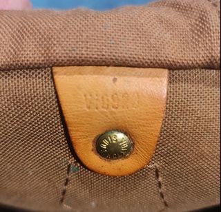 Authentic Vintage Louis Vuitton Speedy 30 Bag