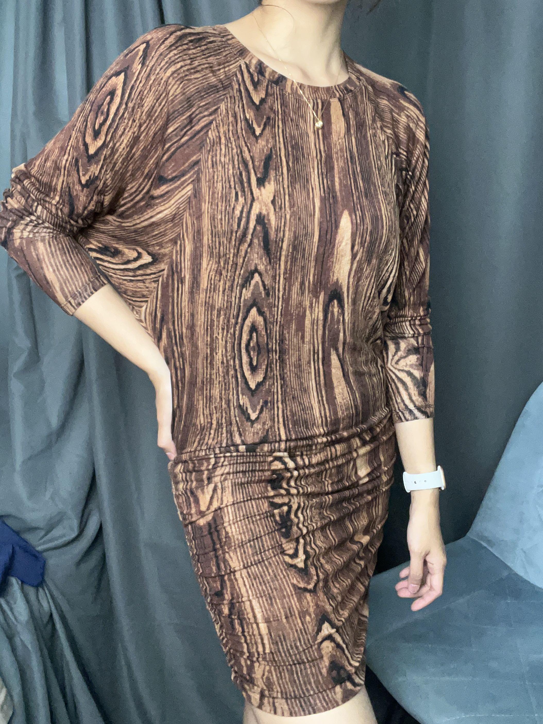 BCBG Long Sleeve Dress (Category: Dresses) located in Mandaluyong City. Submitted by addminroom (Listing ID 226448916, Image 1). Description: Used once Fits Small to Medium Original Bought in US #EverythingMustGo #ENDGAMEyourEXCESS.