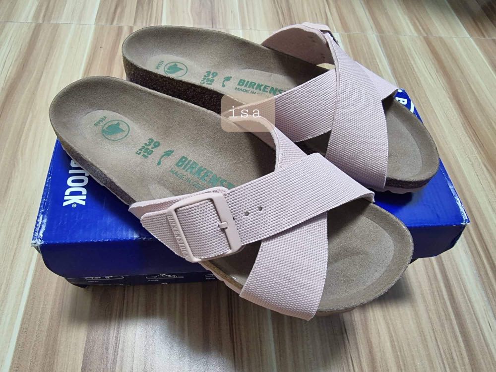 Birkenstock siena rivet clearance sandals