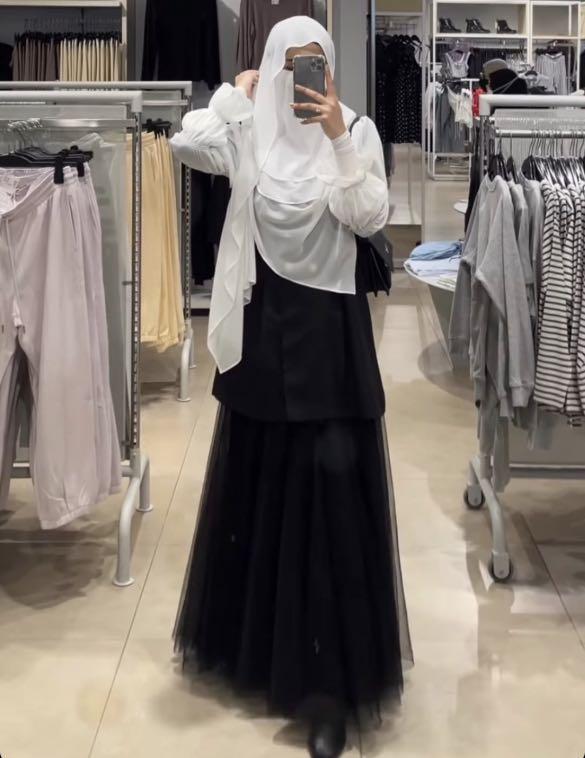 Ootd black tutu skirt on sale