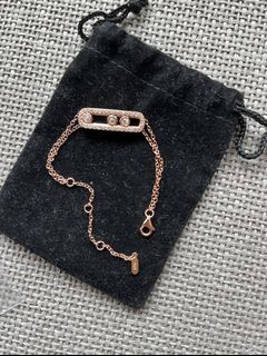 (Category: ) located in . Submitted by shopaholic-anonymous (Listing ID 1066900680, Image 1). Description: .
