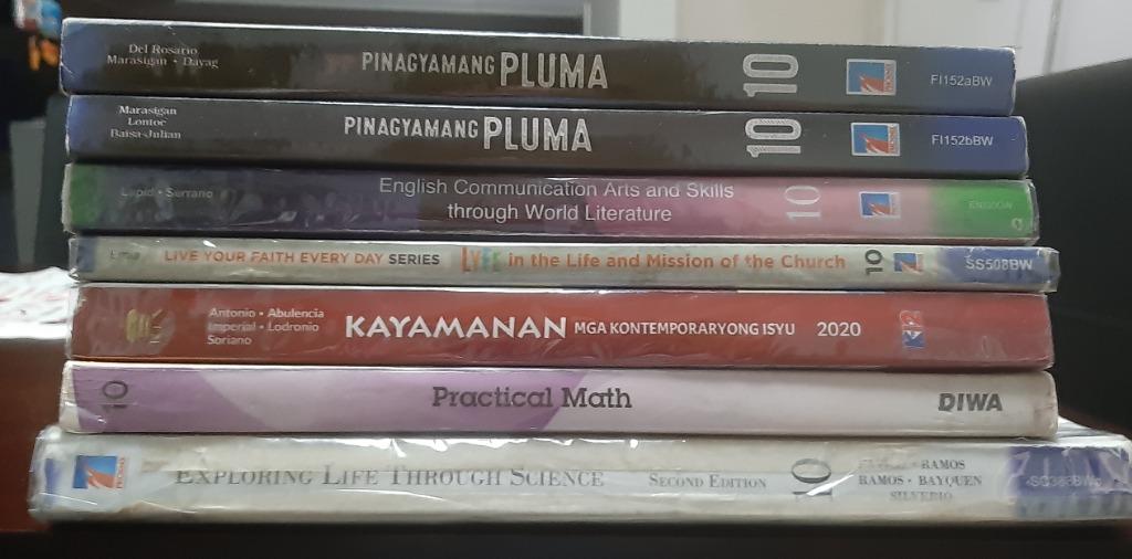 Books Grade 10 (Category: Textbooks) located in Marilao. Submitted by leona21 (Listing ID 1165493512, Image 2). Description: 275 each Pluma (aklat 1& 2) -2019 ECAS - 2018 -----SOLD-- Practical Math - 2018---- SOLD Kayamanan - 2020 ---SOLD--- LYFE book - 2019 Exploring Life through Science 2019 -SOLD.