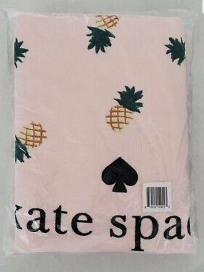 Brand new Kate Spade beach towel, Furniture & Home Living, Bedding & Towels  on Carousell