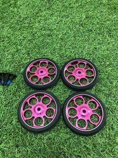 Brompton C82 80mm EZY wheel.