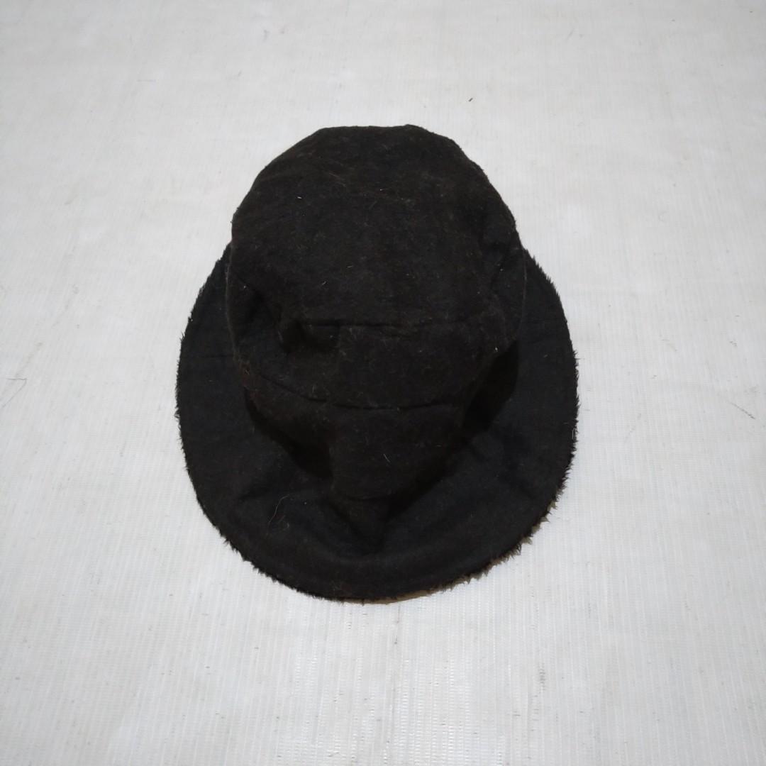 Bucket hat full black second bekas 