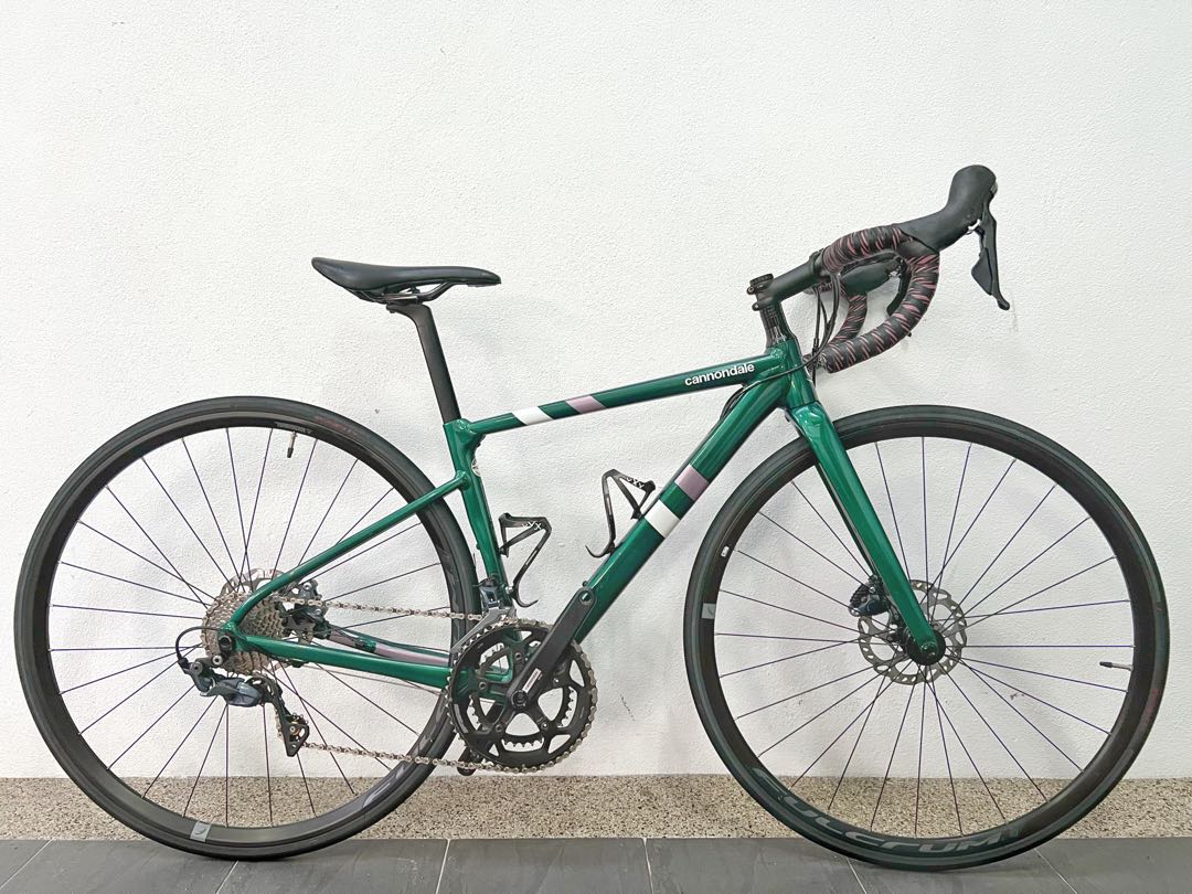 Cannondale CAAD13 Ultegra Size 44 Sports Equipment Bicycles