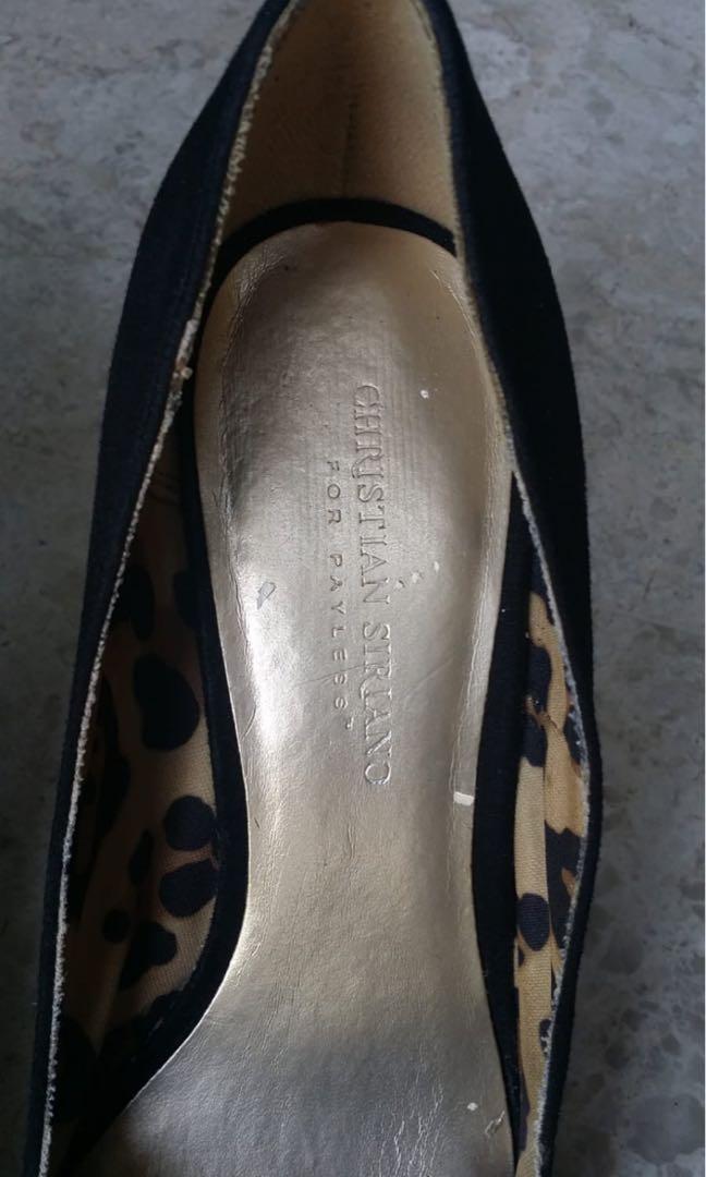 Christian Siriano for Payless black heels with dainty gold details 4 5 inch heel