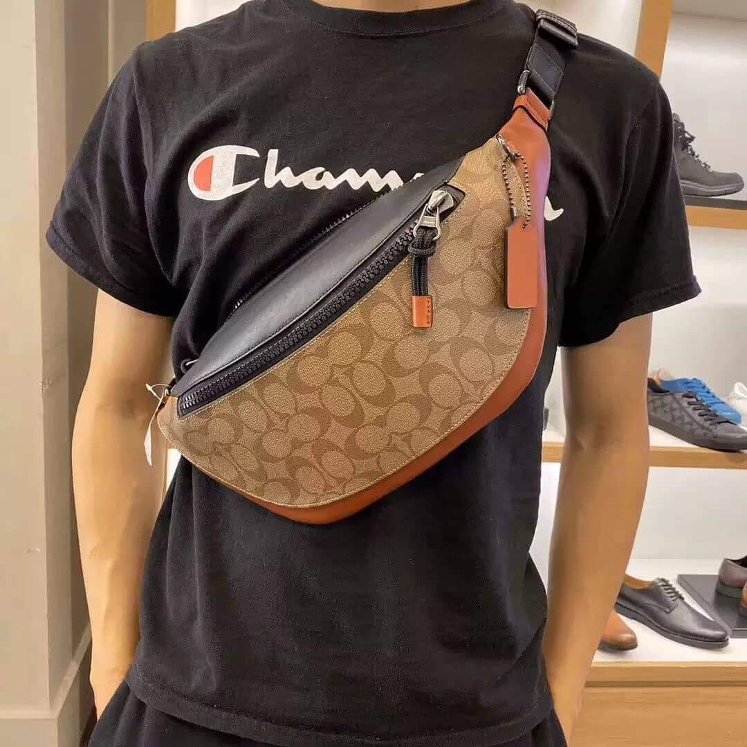 COACH MEN WARREN BELT BAG IN COLORBLOCK SIGNATURE CANVAS, Men's Fashion,  Bags, Belt bags, Clutches and Pouches on Carousell