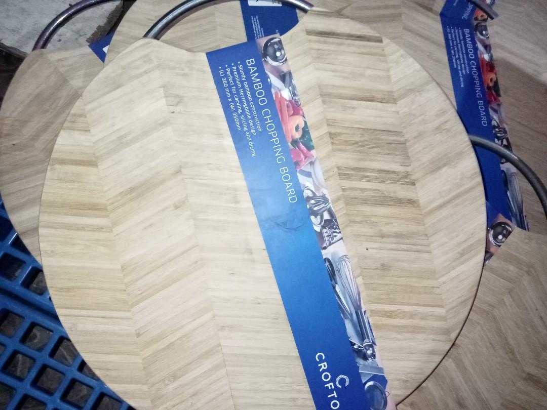Crofton bamboo chopping board, Furniture & Home Living, Kitchenware