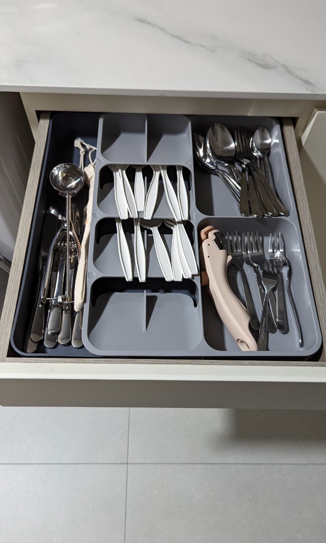 Expandable Cutlery Tray / Divider for Kitchen Drawer, Furniture & Home