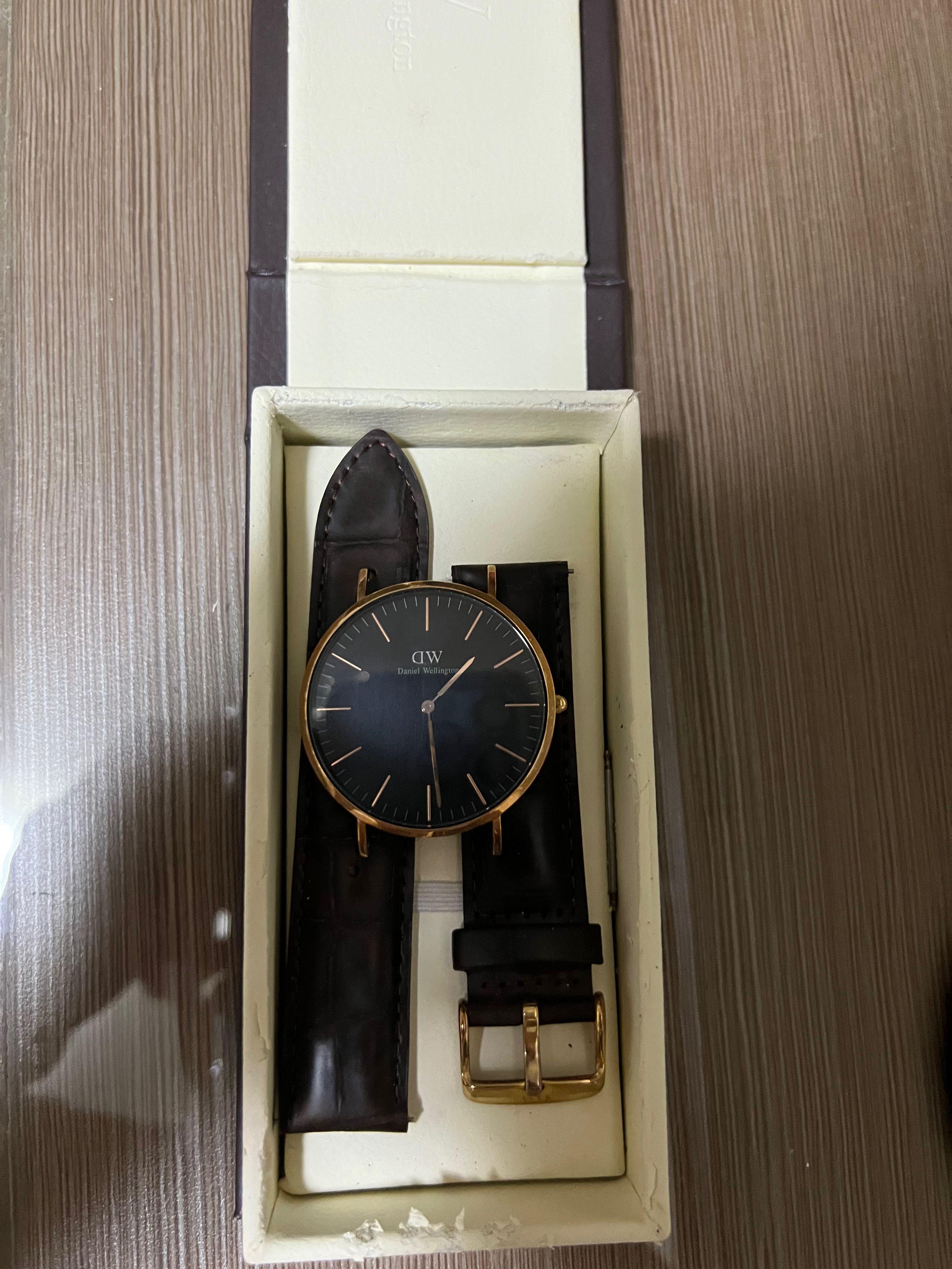 Daniel wellington sales black face watch