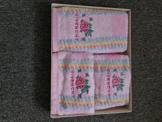 Designer Towels