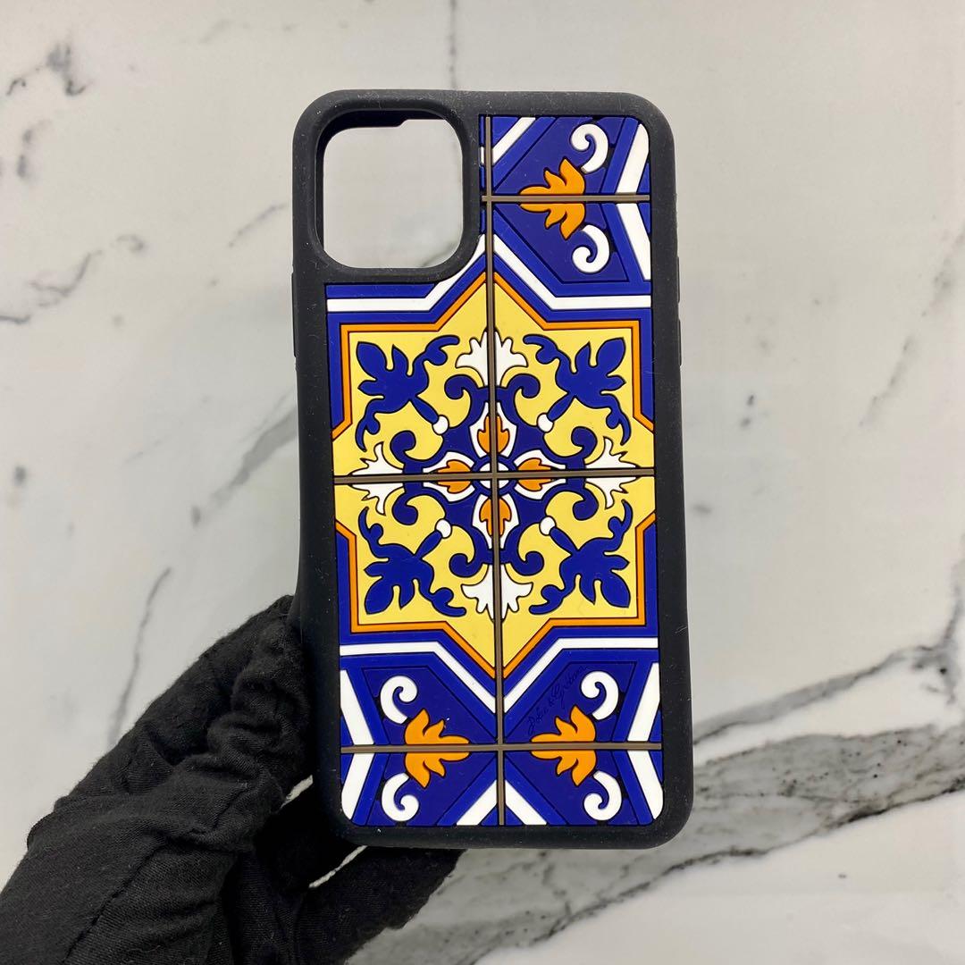 DOLCE & GABBANA IPHONE 11 PRO MAX TILE-PRINT CASE 227013534 {, Mobile  Phones & Gadgets, Mobile & Gadget Accessories, Cases & Sleeves on Carousell