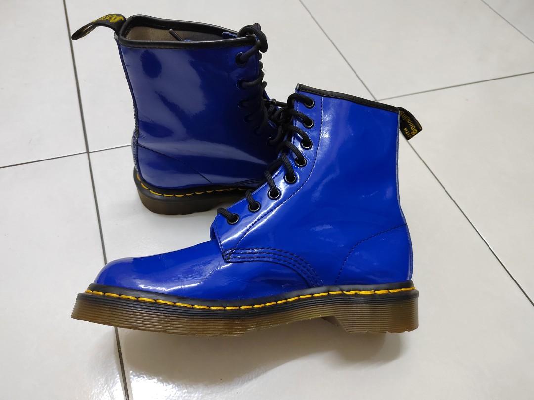 dr martens serova