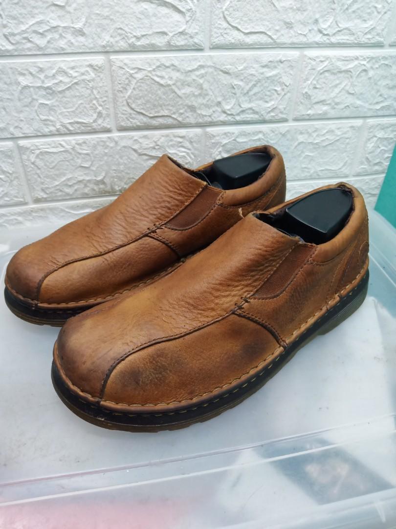 Dr. martens men's tevin slip-on shoe shop