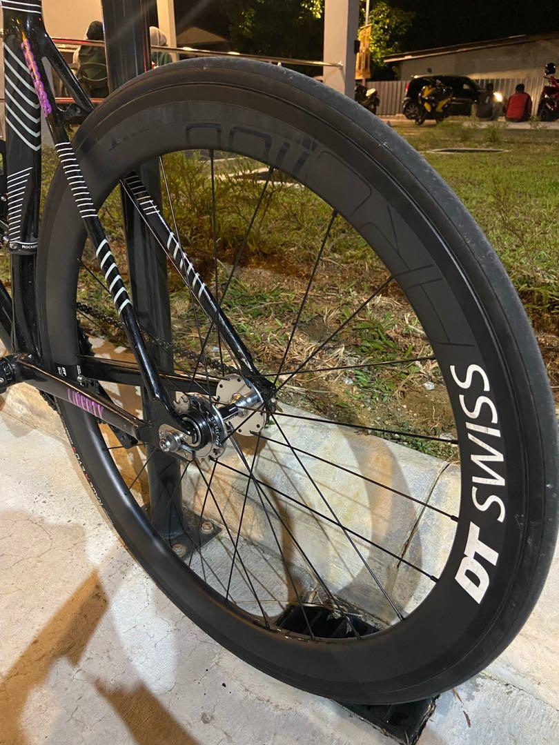 DT SWISS TRACK HUB CARBON WHEELSET fixed gear