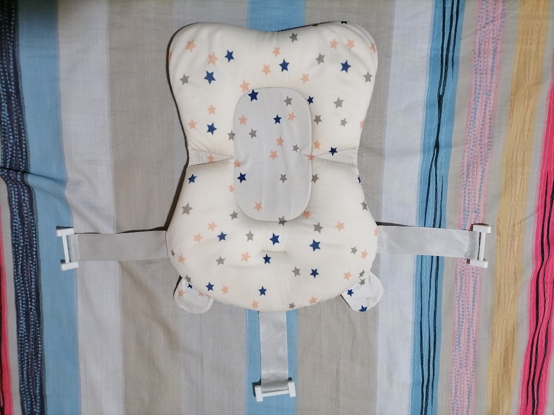 Foam bath support, Babies & Kids, Bathing & Changing, Bathtub & Bath