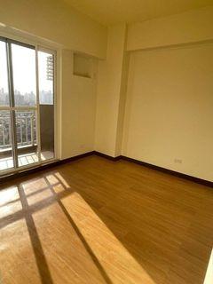 For Rent: Brixton Place, 2BR Kapitolyo, Pasig