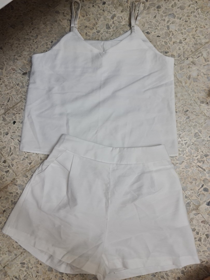 Full Set Size L to XL, Women's Fashion, Tops, Shirts on Carousell