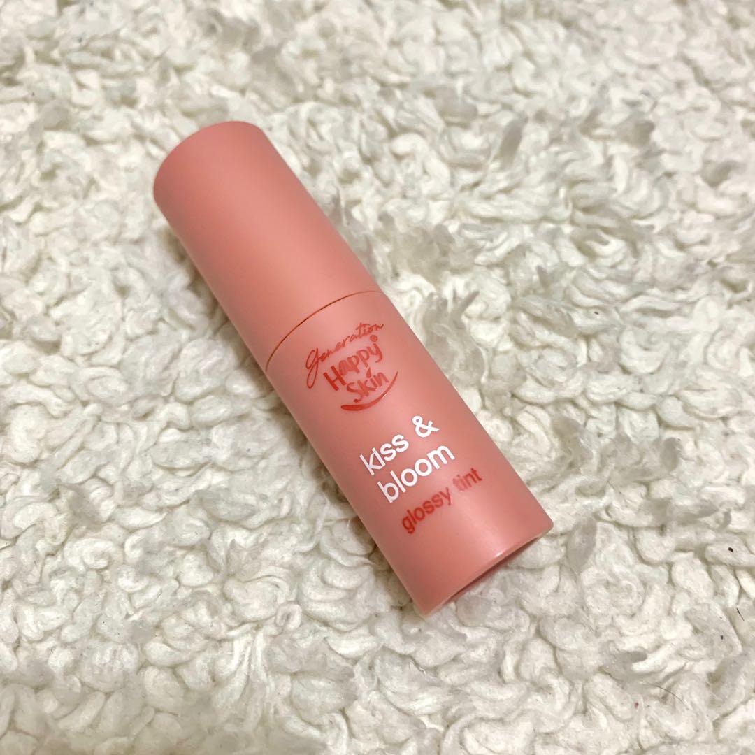 happy skin kiss & bloom glossy tint in the shade tanned, Beauty