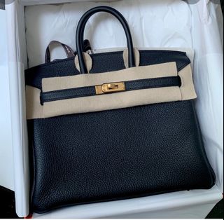 (Category: ) located in . Submitted by hazelababy (Listing ID 1165571376, Image 1). Description: .