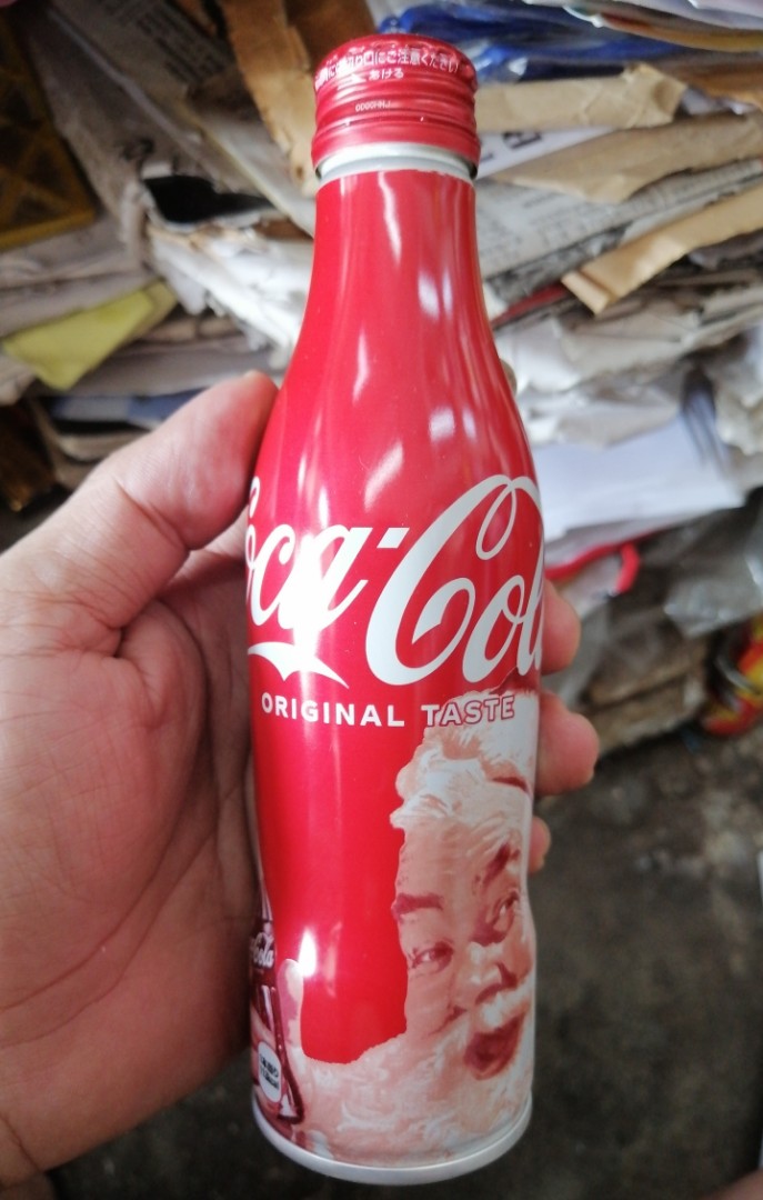 Japan Coca-Cola 2021 Christmas Alu bottle, Hobbies & Toys ...