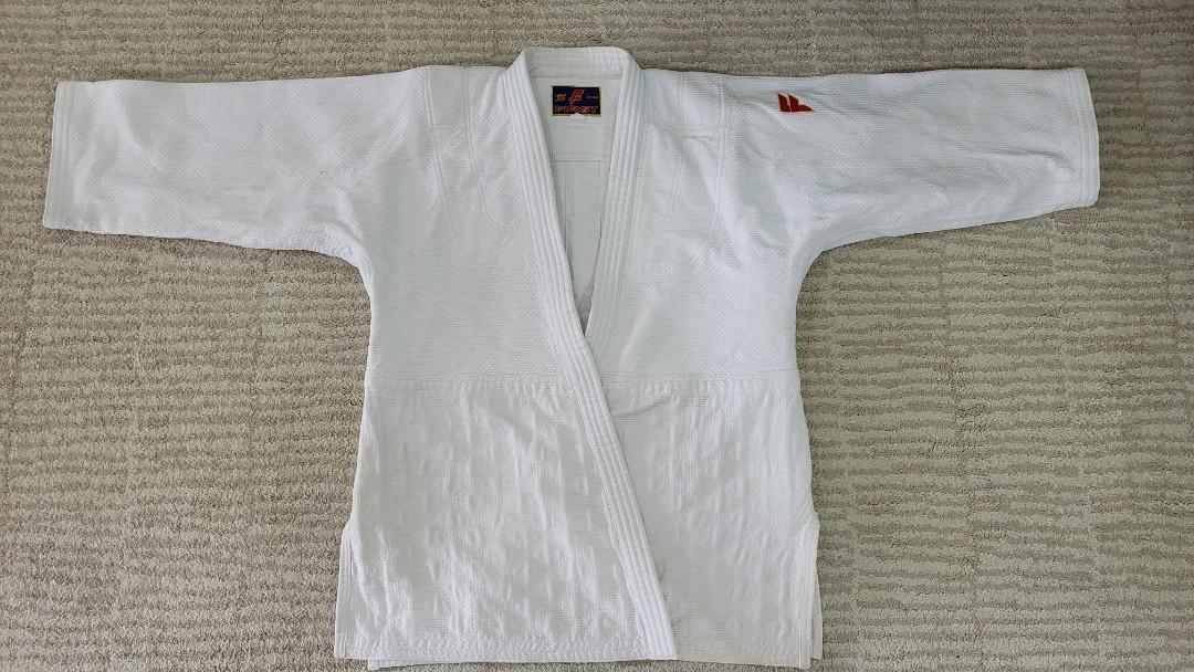 Judo Gi (size 3.5), Sports Equipment, Other Sports Equipment and Supplies on Carousell