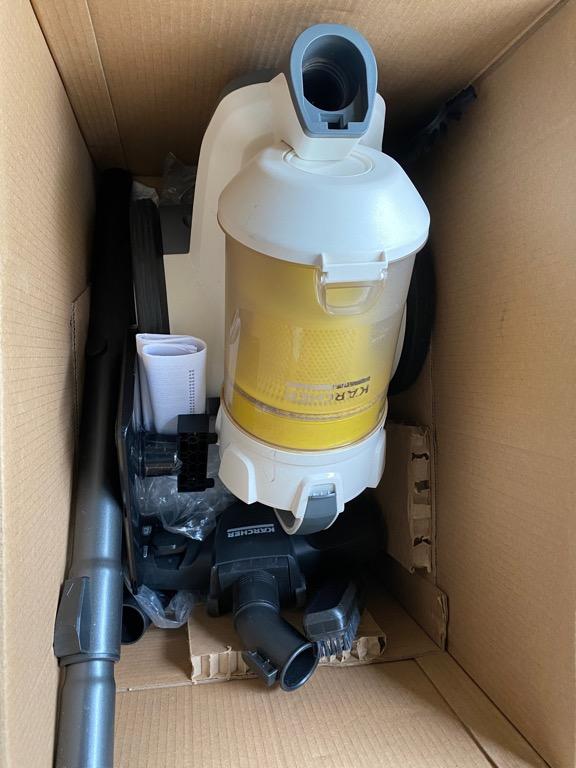 Karcher Bagless Dry Vacuum Cleaner VC3 Premium Plus, TV & Home