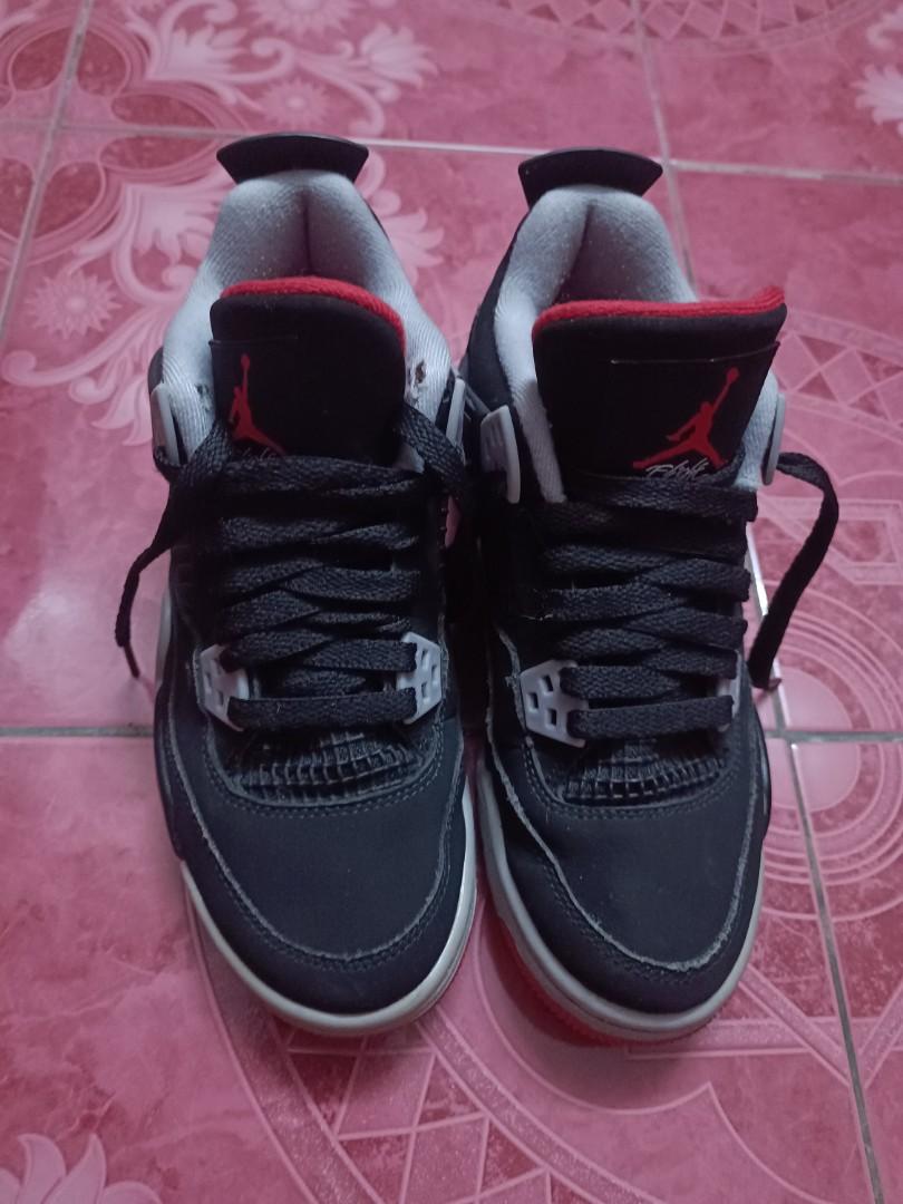 kasut aj4