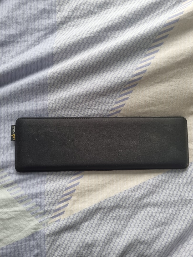 Leopold Wrist Rest, Computers & Tech, Parts & Accessories, Computer