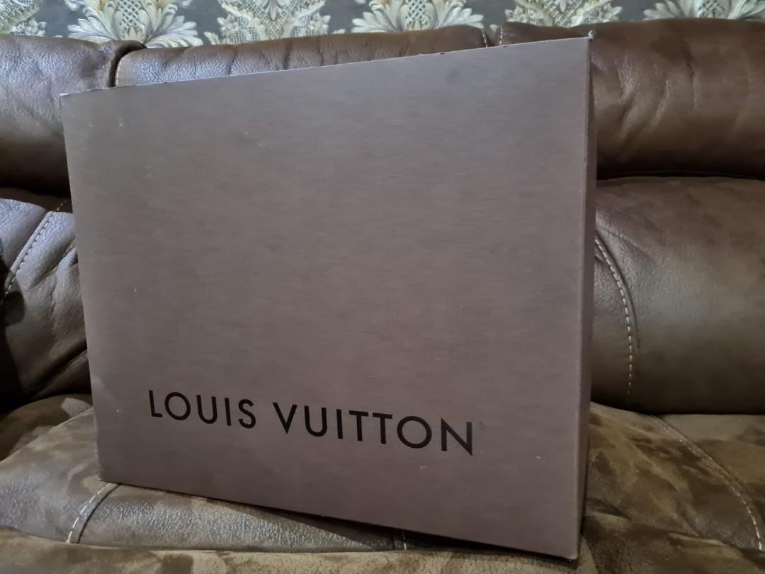 Louis Vuitton - Dersou Taiga Large Messsenger Ardoise