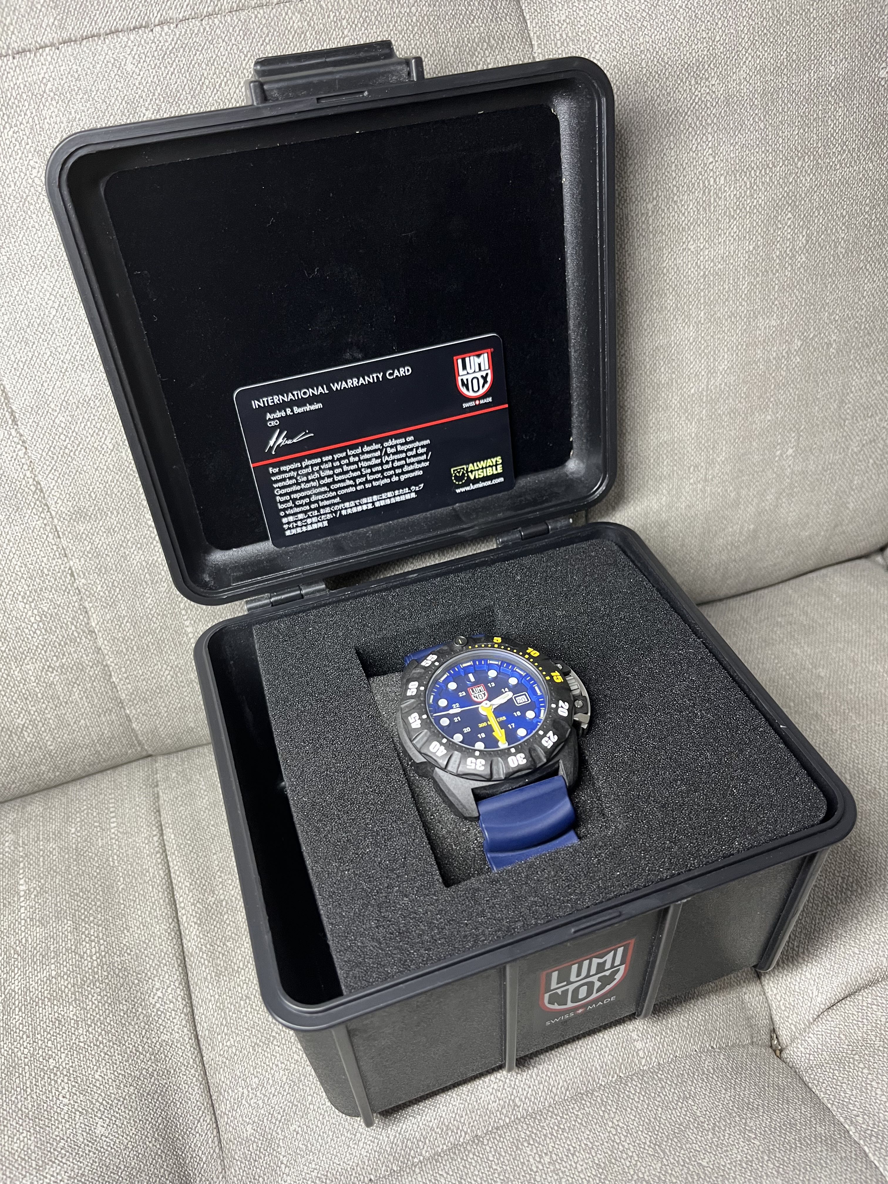 Luminox deep discount dive 1550