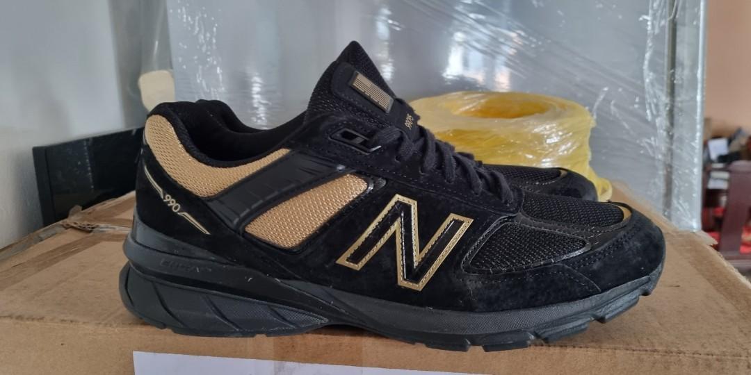 New balance 990v5, Men's Fashion, Footwear, Sneakers on Carousell