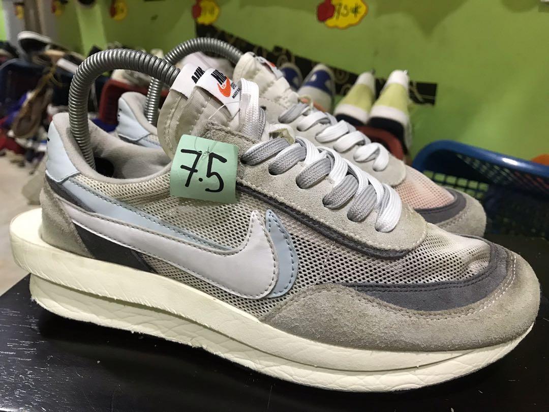Sacai best sale nike uk