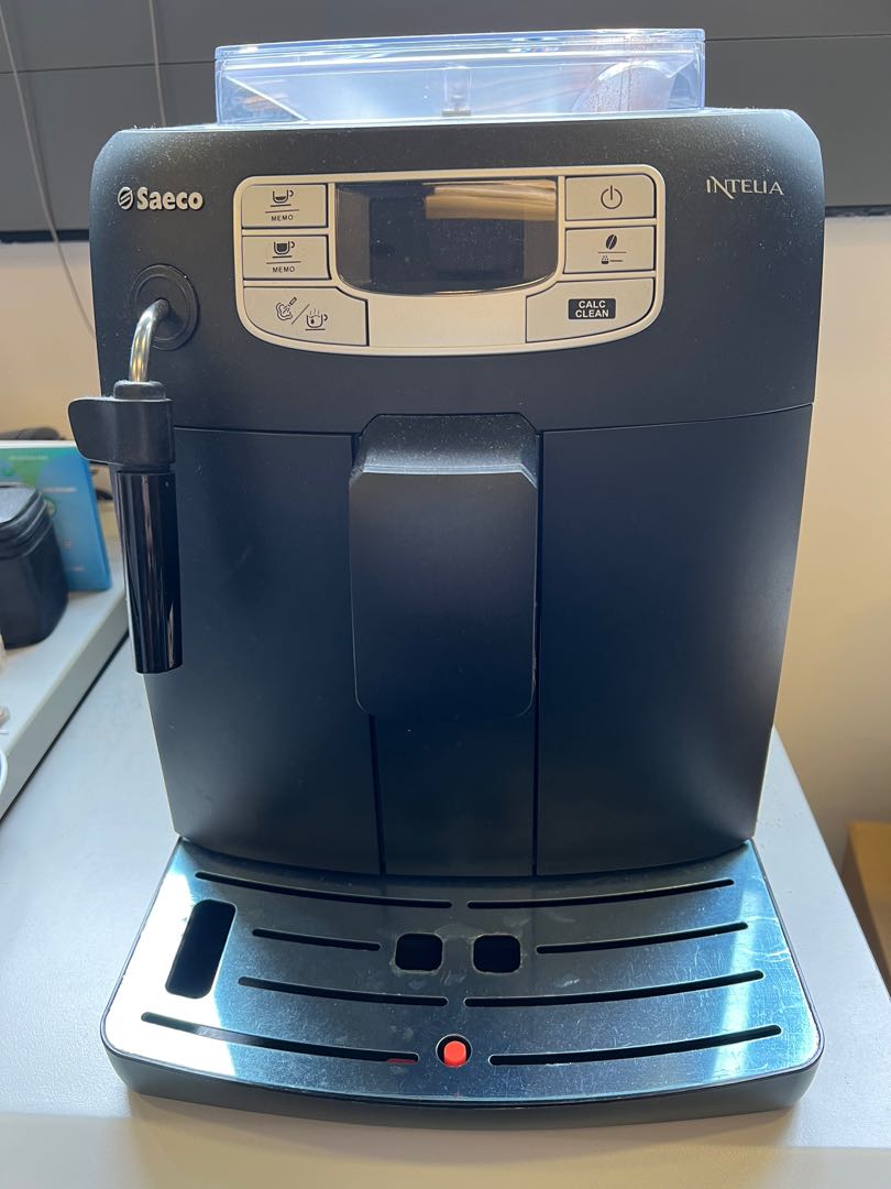 Philips Saeco HD8751 全自動咖啡機, 家庭電器, 廚房電器, 咖啡機及咖啡壺 Carousell