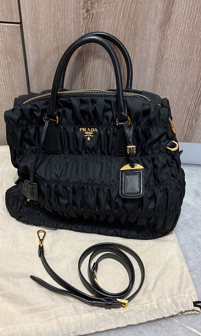 Tessuto shop prada bag