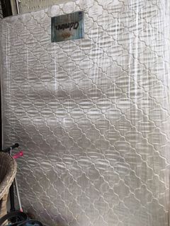 (Category: ) located in . Submitted by caroline128 (Listing ID 1165633084, Image 1). Description: .