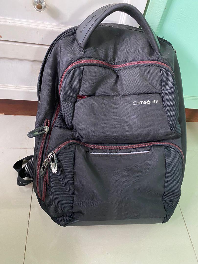 Samsonite Backpack (Category: Backpacks) located in Singapore. Submitted by heenarbh (Listing ID 1165448940, Image 1). Description: Currently being sold at price of 188$ by Samsonite. .