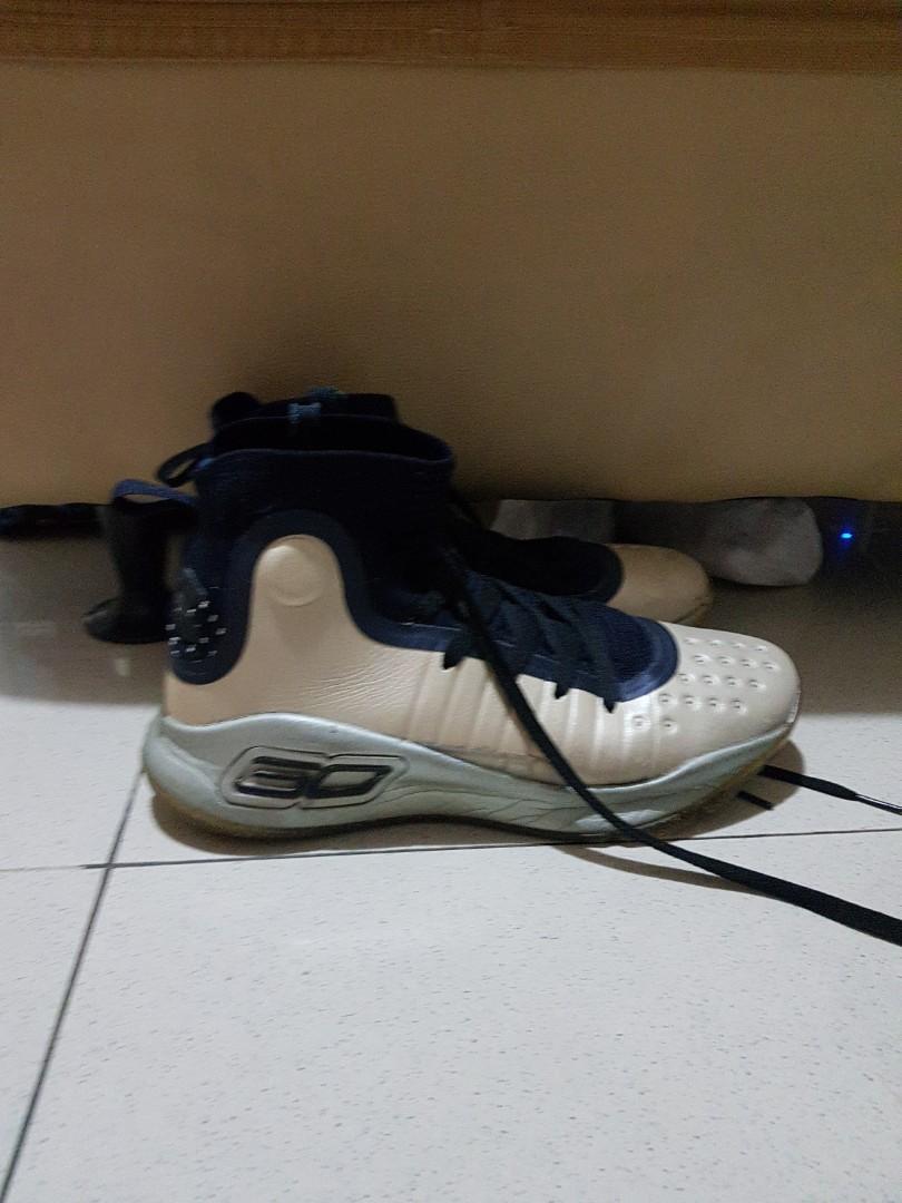 Sepatu basket under armour curry 4, Fesyen Pria, Sepatu , Sneakers di  Carousell