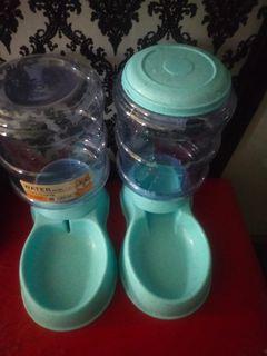 For sale 4 items all -in Set of PET food & water dispenser