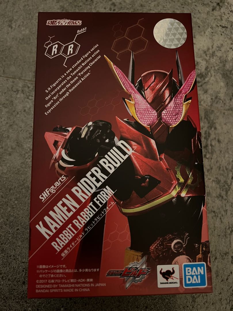 SHF KAMEN RIDER 幪面超人 假面騎士 BUILD RABBIT FORM, 興趣及遊戲, 玩具 & 遊戲類 - Carousell