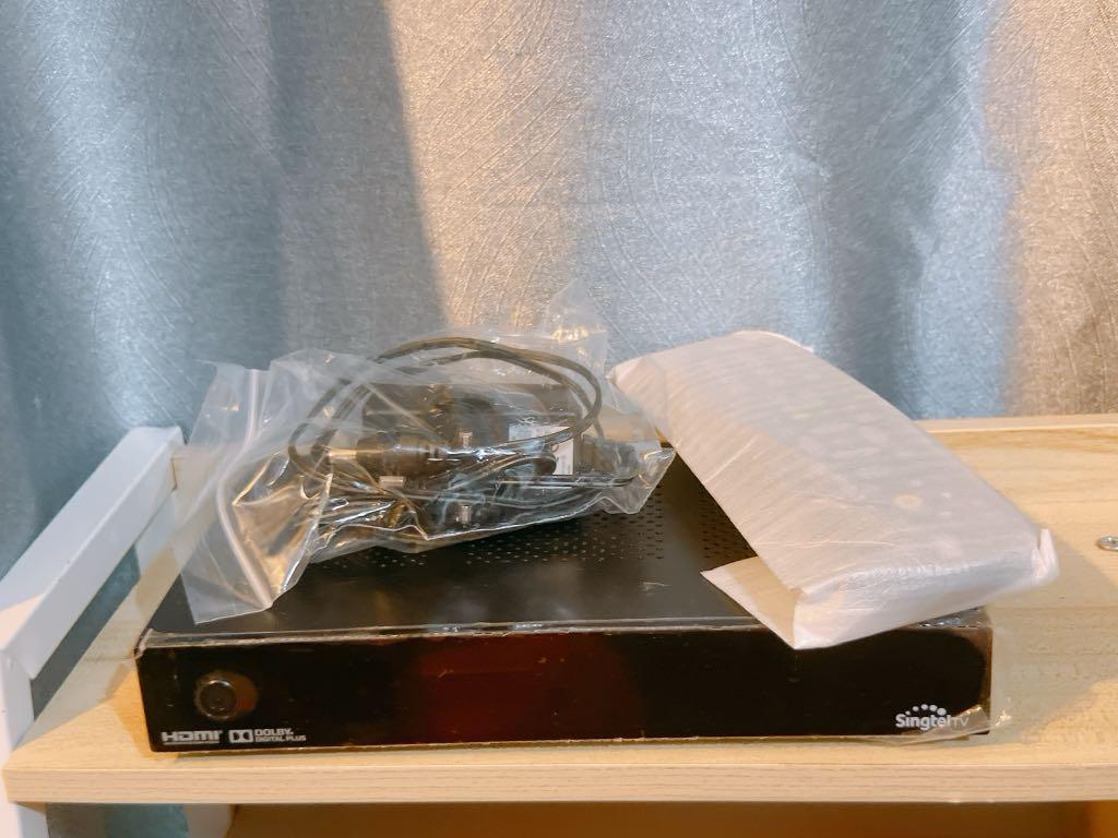 Singtel TV Set Top Box (STB), TV & Home Appliances, TV & Entertainment