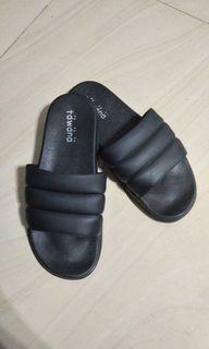 Slippers Sandal / Sandal Empuk Brand Tawana (Import)