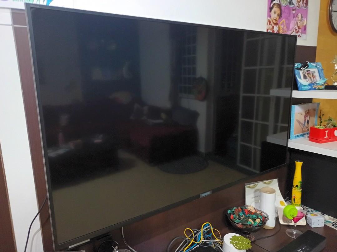 SONY TV BRAVIA 55 INCH LED BLACK 2018 model. With dolby atmos SONY