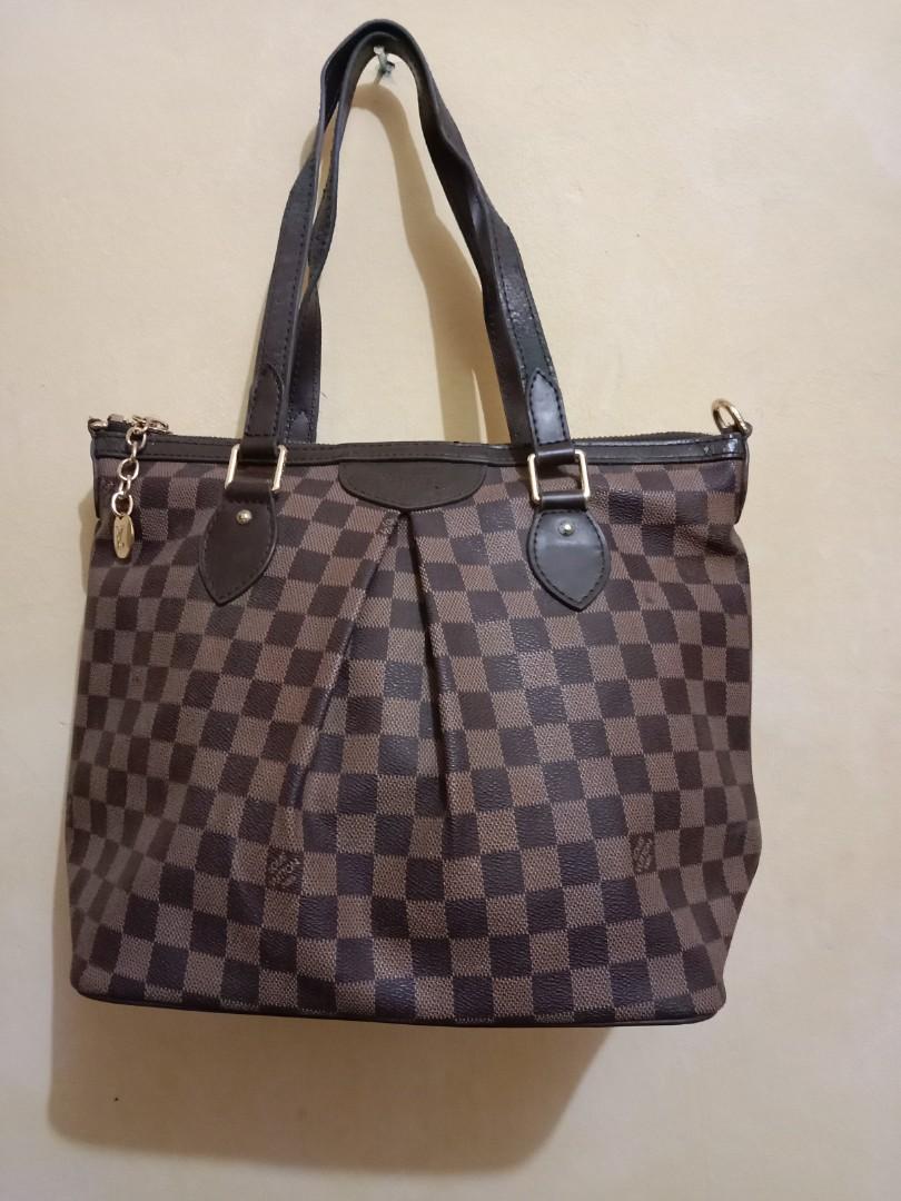 Tote Louis viton, Fesyen Wanita, Tas & Dompet di Carousell