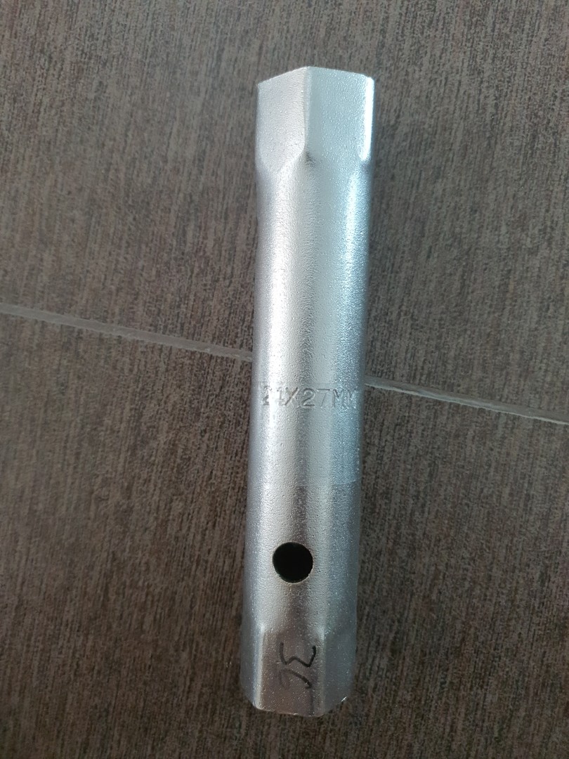 Box spanner for kitchen tap Clearance