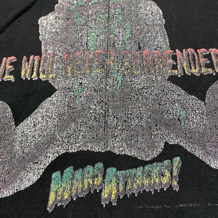 Vintage film mars attack movie horror, Men's Fashion, Tops & Sets