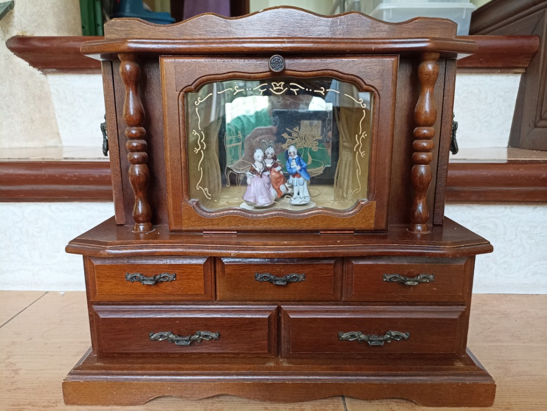 Vintage Jewelry Musical Box, Made In Japan, Hobbies & Toys, Memorabilia