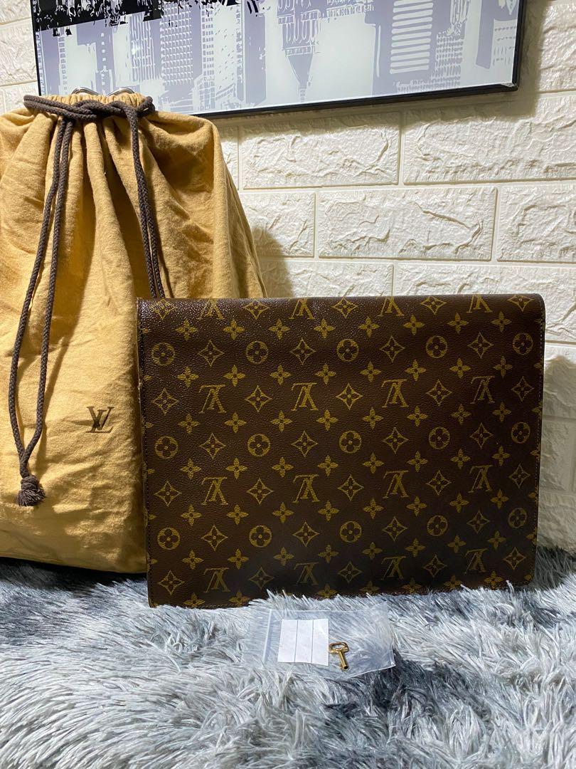 Vintage 1980's Louis Vuitton Envelope Handbag Clutch - Leather Lined Louis  Vuitton Clutch Purse