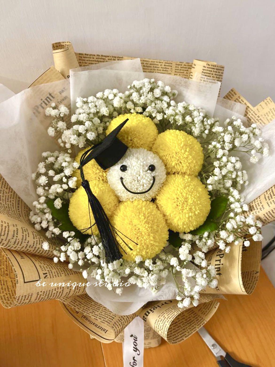 鮮花花束乒乓菊波波花畢業 生日 驚喜 求婚flower Bouquet 22 For Graduation Proposal 興趣及遊戲 手作 自家設計 文具及工藝 花 Carousell